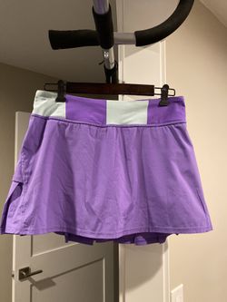 Lululemon skirt size 6 tall Circuit breaker