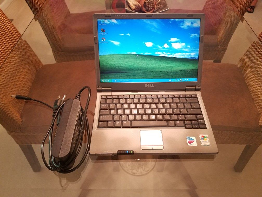 Dell 12.1" Netbook with Windows XP