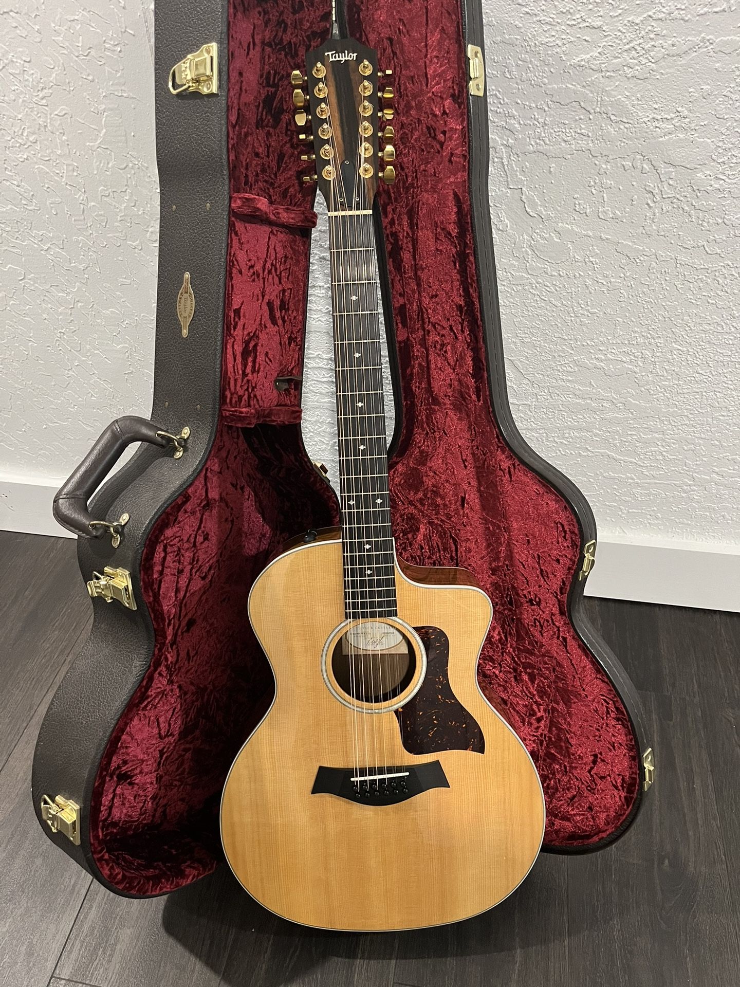 2019 Taylor 12 String Acoustic Electric Guitar