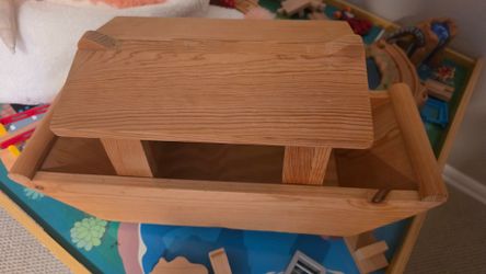 Wood noahs ark toy