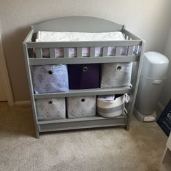 Baby Changing Table And Pad/Mattress