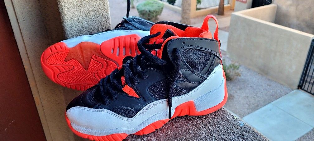 Jordan Jumpman Two Trey Size 7y