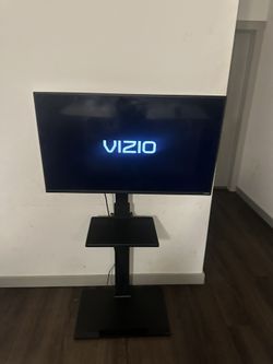 2019 Vizio Led Smart TV With Tv Stand