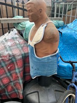 Boxing punching dummy