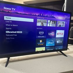 32’ ROKU TV