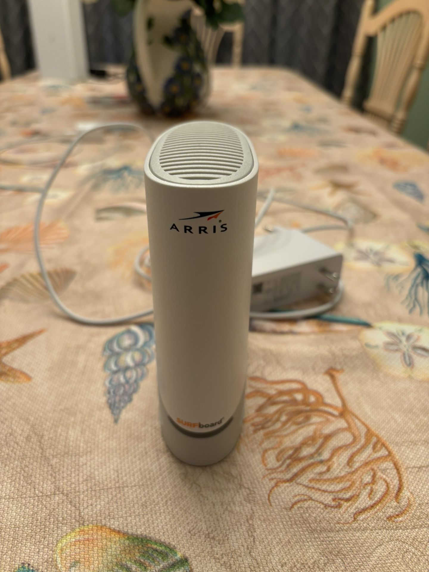 Arris Surfboard S33 Cable Modem