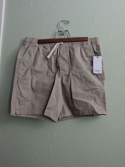 New with tags. Goodfellow & Co Men's Khaki Shorts