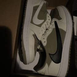 Travis Scott Nike 