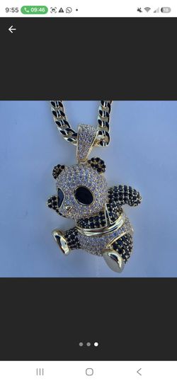 Beautiful panda bear chain, very beautiful and tender.