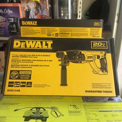 DEWALT DCH133B ROTARY HAMMER