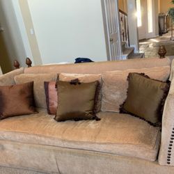 Gorgeous High-end Sofa Set Must Go!