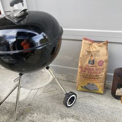 Weber Charcoal Grill, Starter, and Bag of Charcoal - Lightly Used
