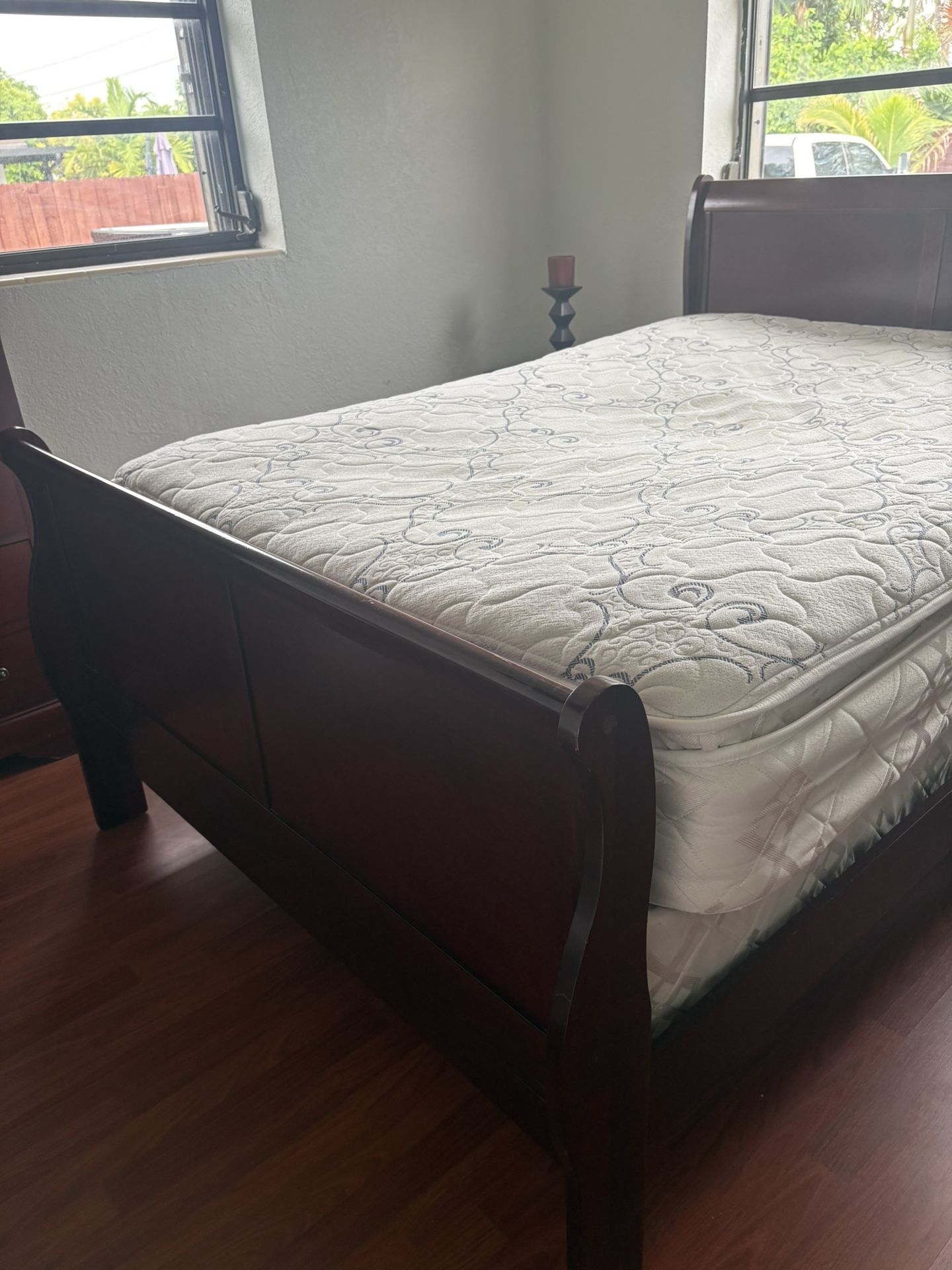 Cama O Bedroom Set 