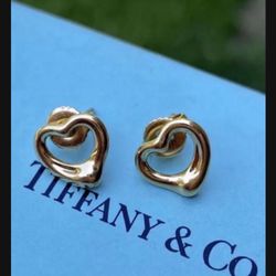 Tiffany & Co. Authentic Yellow Gold 18k Open Heart Stud Earring Elsa Peretti Used With Box And Pouch 11mm Worth Of 1200$