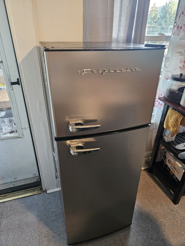 Refrigerators 