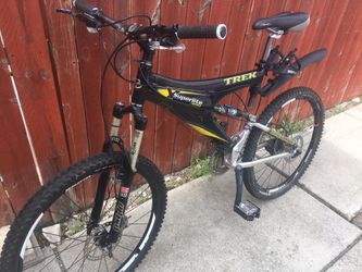 Trek mountain bike carbon fiber super lite 300