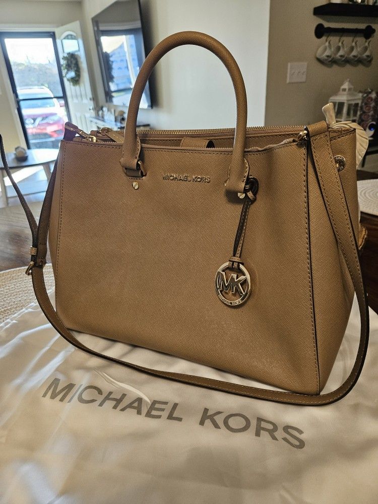 Michael Kors original Hand and Crossbody Bag