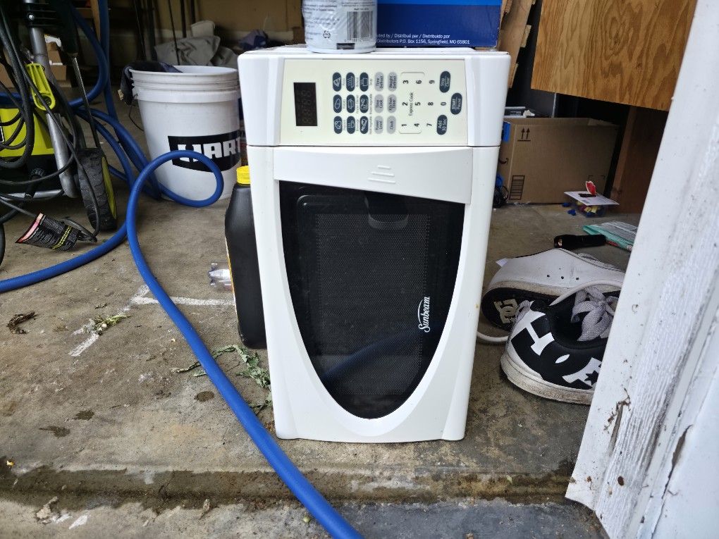 Microwave