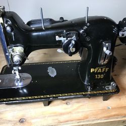 1952 Pfaff 130 Sewing Machine