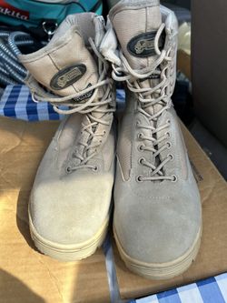 Mens Hiking Boots 