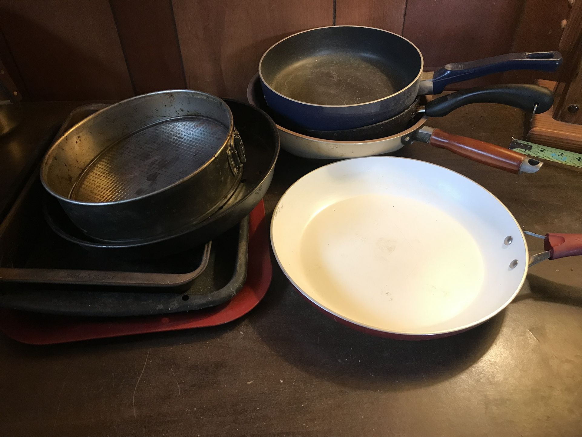 Lots Pans