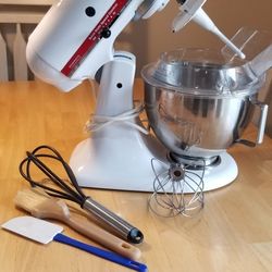 Kitchen Aid Standing Mixer