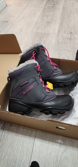 **NEW**Girls Snowboots Size 3 Columbia