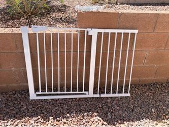 Cumbor 29.7-45.5" Baby Gate for Stairs, Mom's Choice Awards Winner-Dog Gate for Doorways, Pressure Mounted Auto-Close Pet Gates for Dogs Indoor, Safet