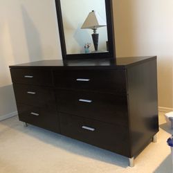 Table and Mirror with 6 drawers 