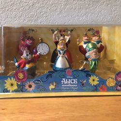 Disney Alice In Wonderland Cake Toppers Figures 