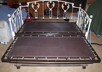 Trundle Bed