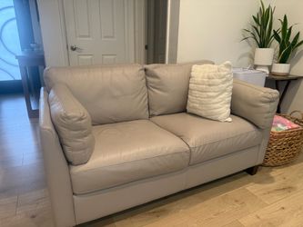 Couch set Furniture