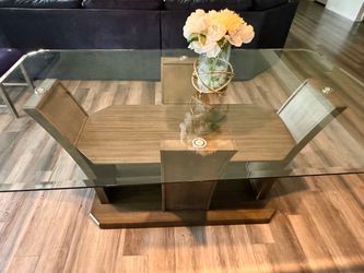 6-8 person dining table