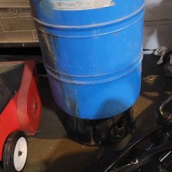 20 Gallon Water Pressure Tank