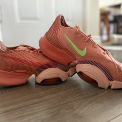 Nike Pink Athletic Sneakers CU5925-640 Lace Up Low Top Gym & Training