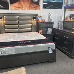 Bedroom Furniture Package🚨Beautiful 5pc Bed Set With Night Stand + Chest Available Only $1599✅