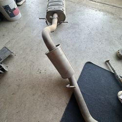 2014-2018 5.3 Chevrolet Silverado Exhaust System w/ pipe OEM 