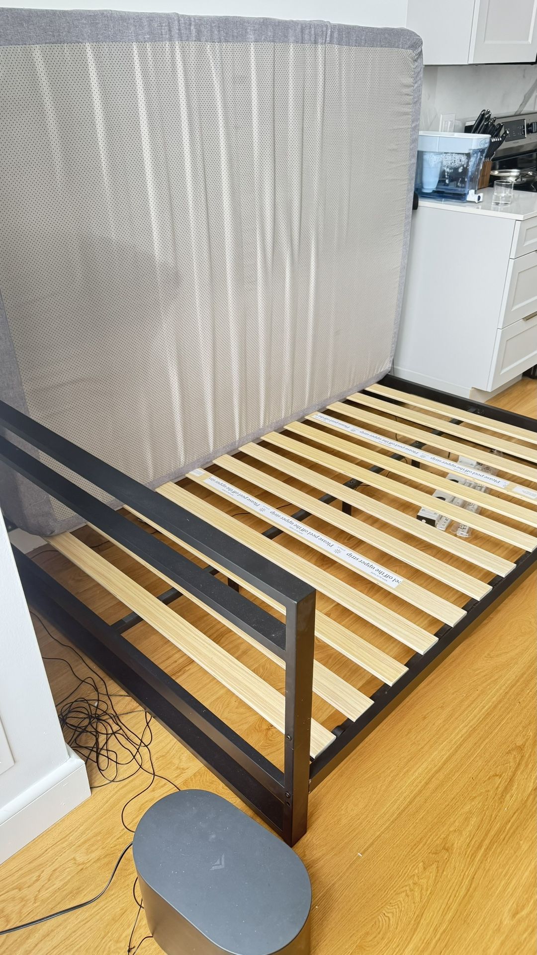 Full Size Bed With Frame