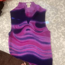 Sleeveless Stretchy Top - M