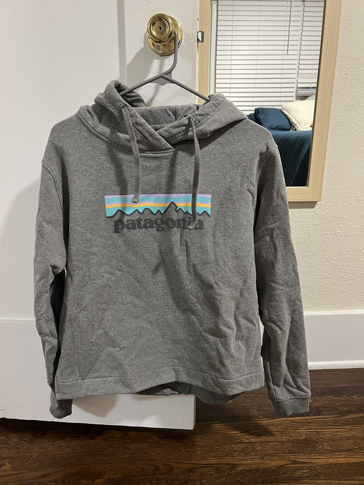 Patagonia Sweatshirt Women’s Medium