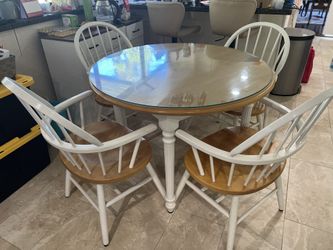 42” White Round Glass top Table Set