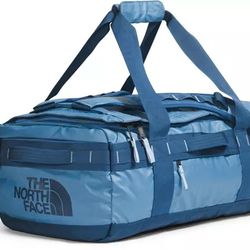 The North Face Base Camp Voyager Duffel 42L
