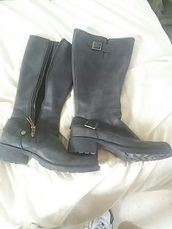Timberland womans leather boots size 9