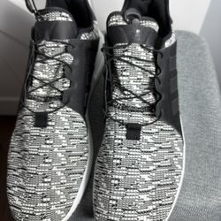 Adidas Original XPLR Oreo Core Black/ White Running Shoes Size 13