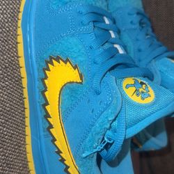 Nike Dunk Low SB x Grateful Dead Blue And Yellow size 6.5