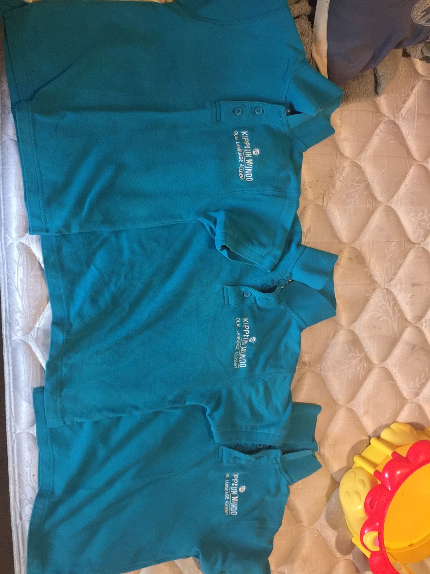 KIPP Un Mundo Uniform