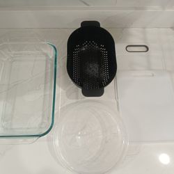Pyrex Glass Baking Dish, Colander, and Cutting Board Set