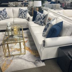 Beautiful Sofa Loveseat! Many Colors! 💜🍿⭐️