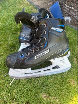 Hockey skates