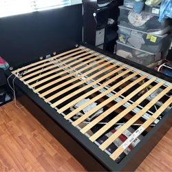 IKEA malm bed frame (FREE)